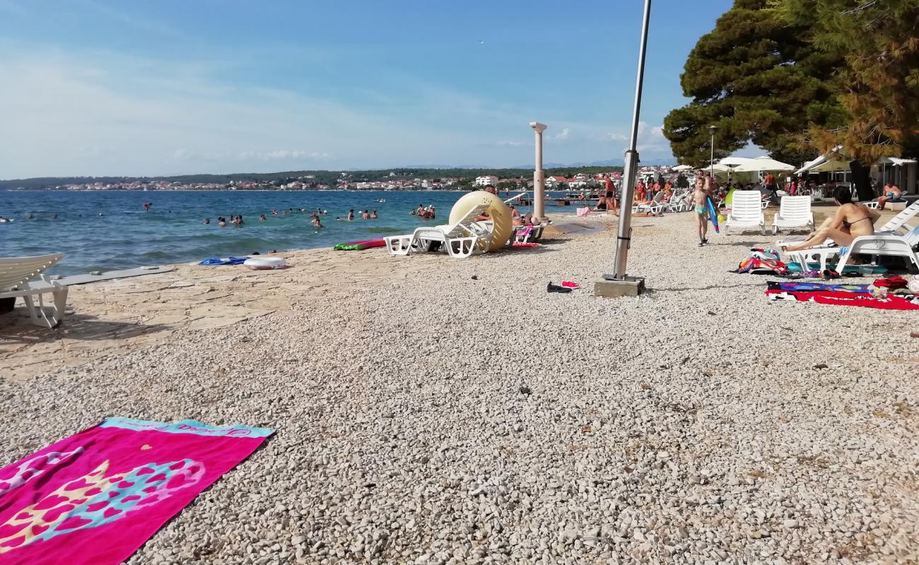 Borik sandy beach'in fotoğrafı bej kum ve çakıl yüzey ile