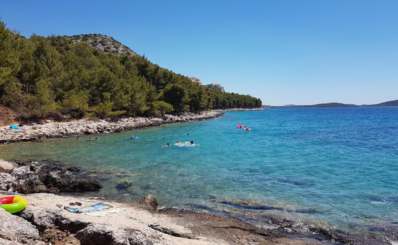 Zakanj beach'in fotoğrafı kayalık arazi yüzey ile