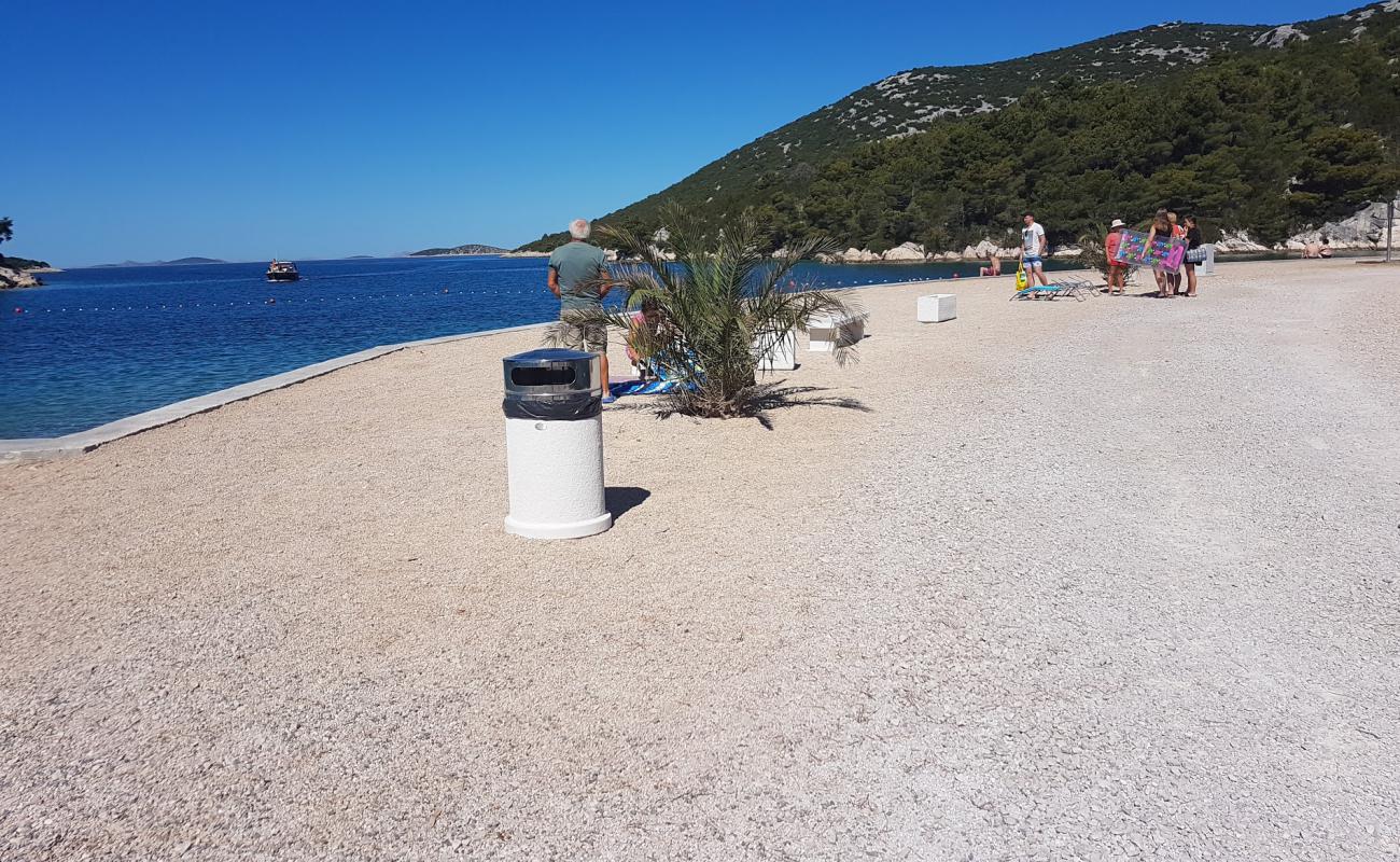 Sovja beach'in fotoğrafı beton kapak yüzey ile