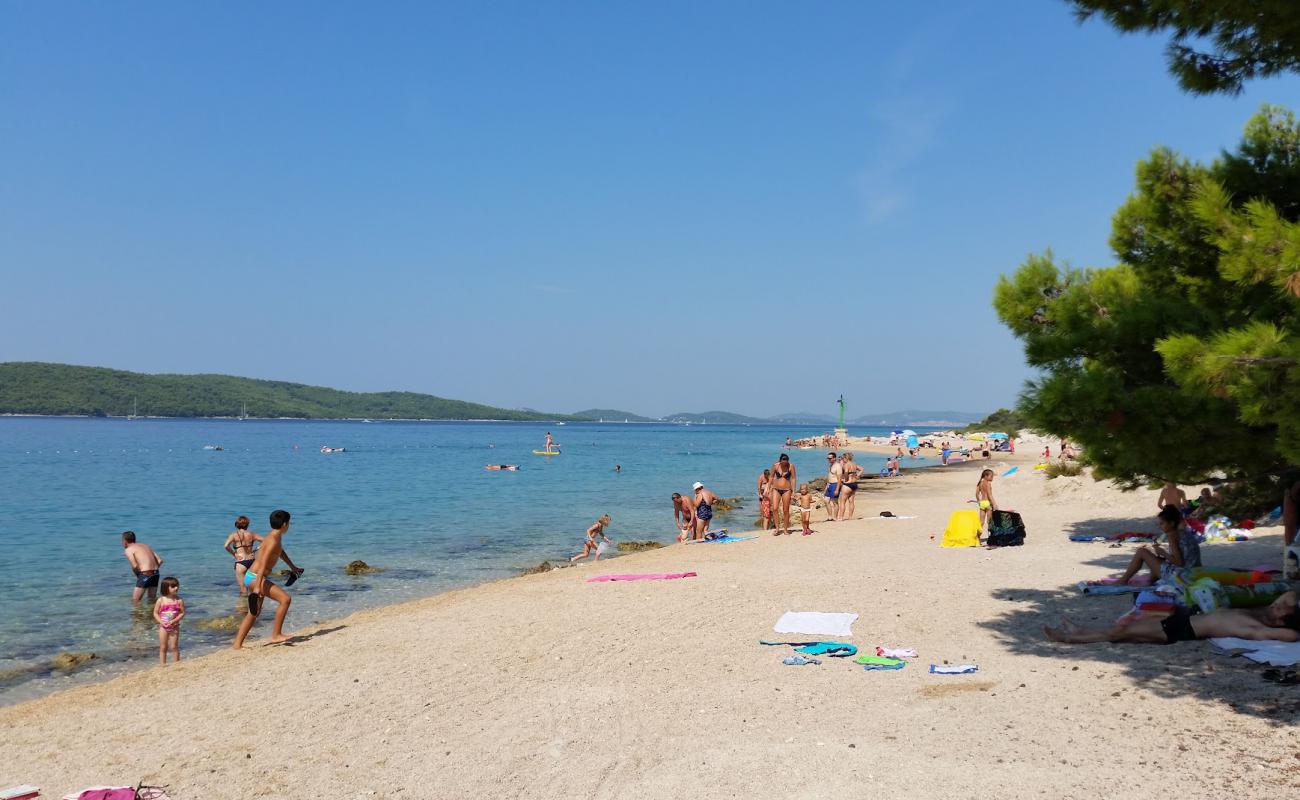 Solaris beach II'in fotoğrafı bej kum ve çakıl yüzey ile