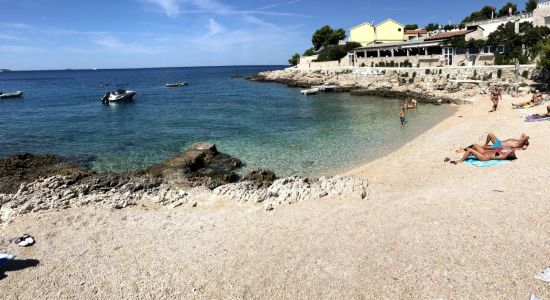 Dolac II beach