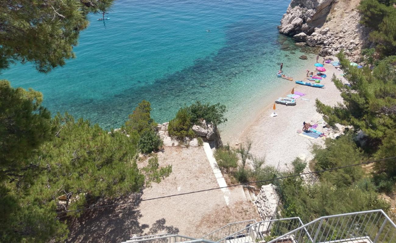 Borka beach'in fotoğrafı hafif çakıl yüzey ile