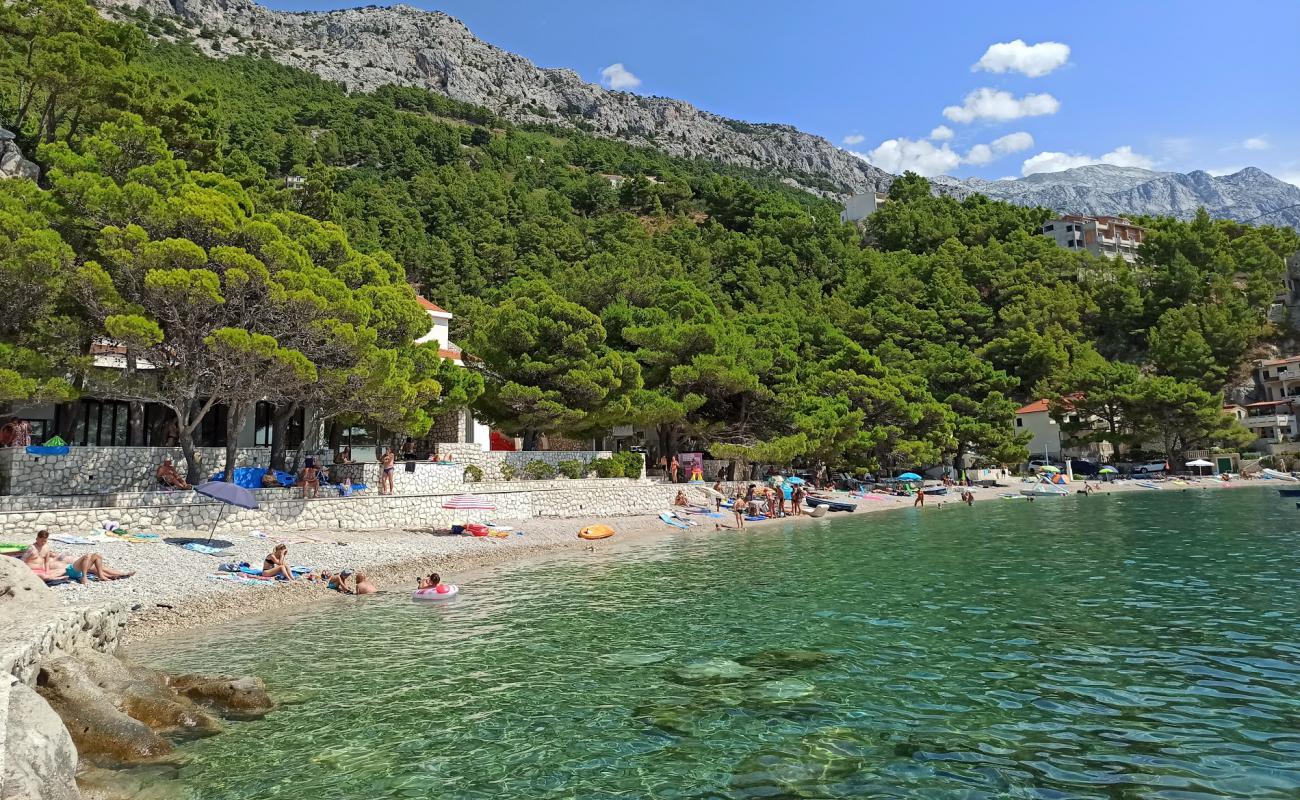 Jakirusa Plajı'in fotoğrafı hafif ince çakıl taş yüzey ile