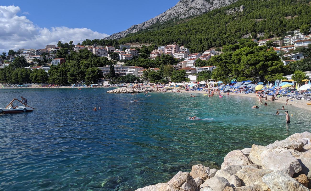 Ikovac beach'in fotoğrafı hafif ince çakıl taş yüzey ile