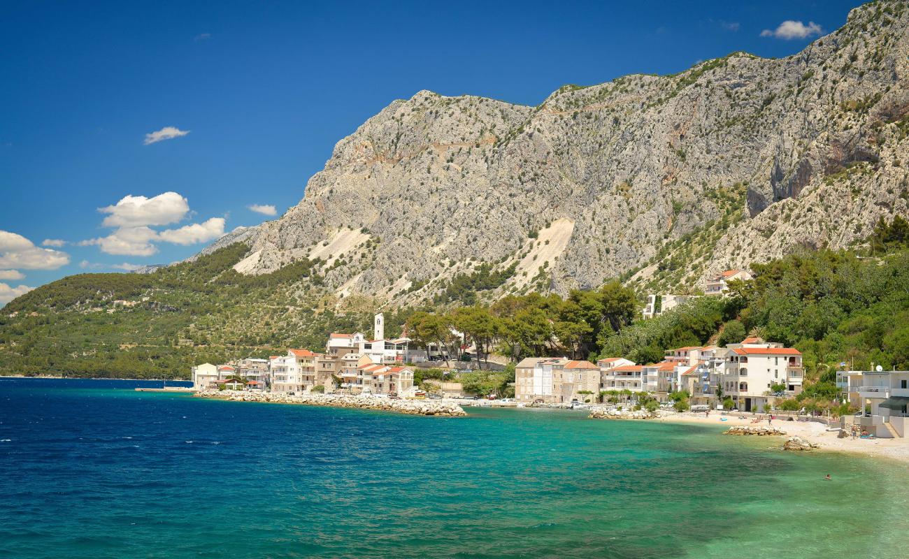 Plaza Drasnice'in fotoğrafı kayalık arazi yüzey ile