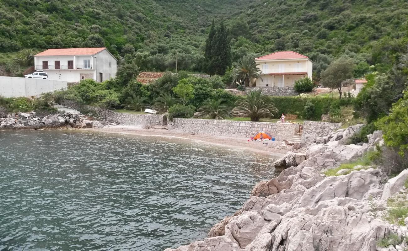 Belecica beach'in fotoğrafı hafif ince çakıl taş yüzey ile