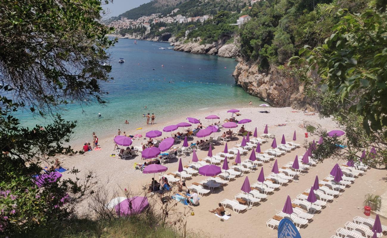 Sveti Jakov beach'in fotoğrafı hafif çakıl yüzey ile