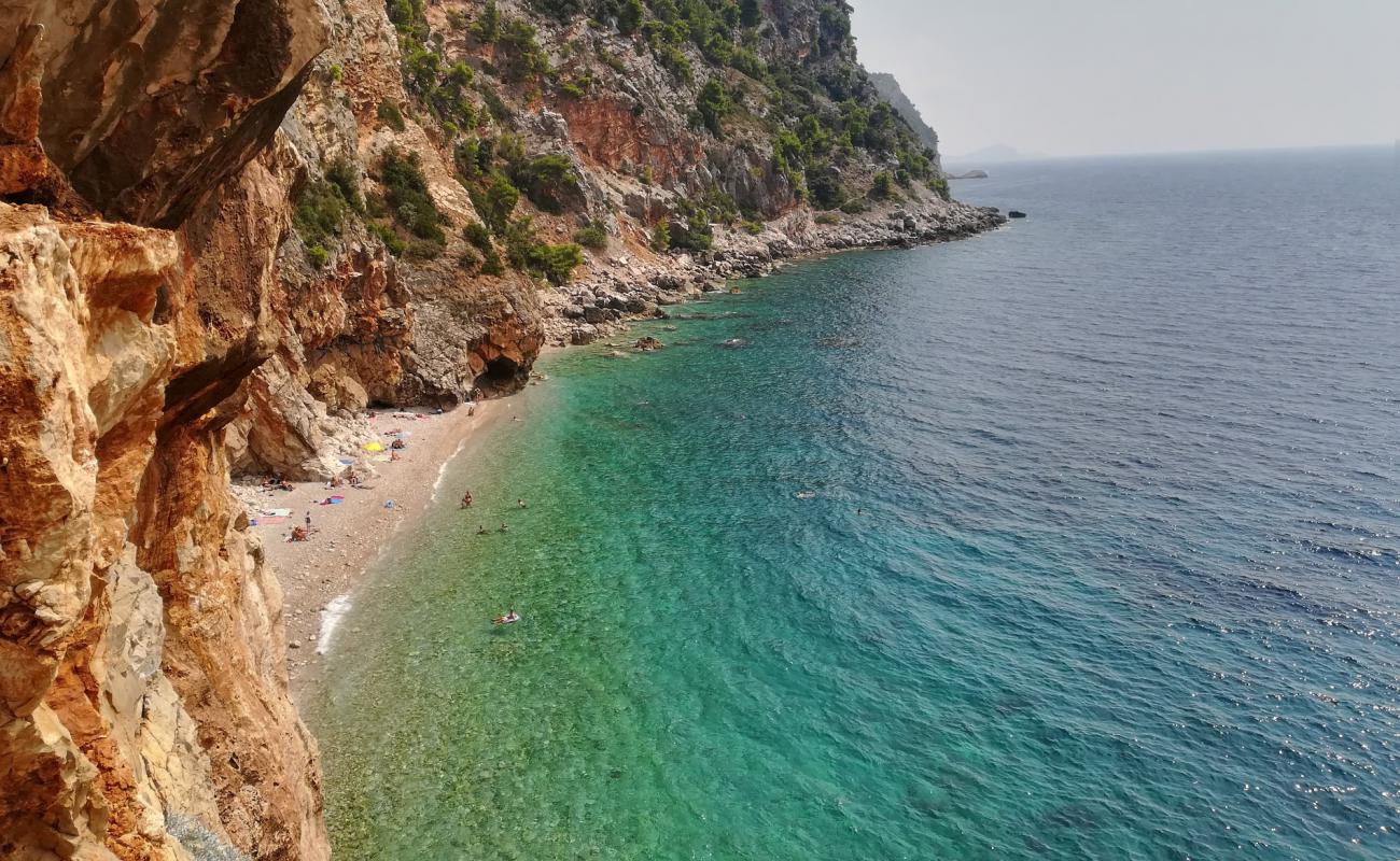 Pasjaca beach'in fotoğrafı hafif ince çakıl taş yüzey ile