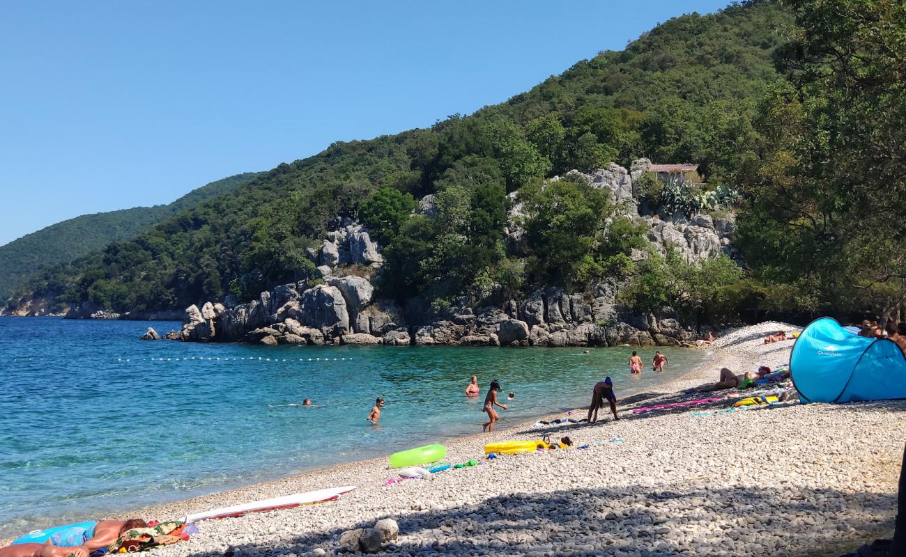 Stara Porozina'in fotoğrafı hafif çakıl yüzey ile