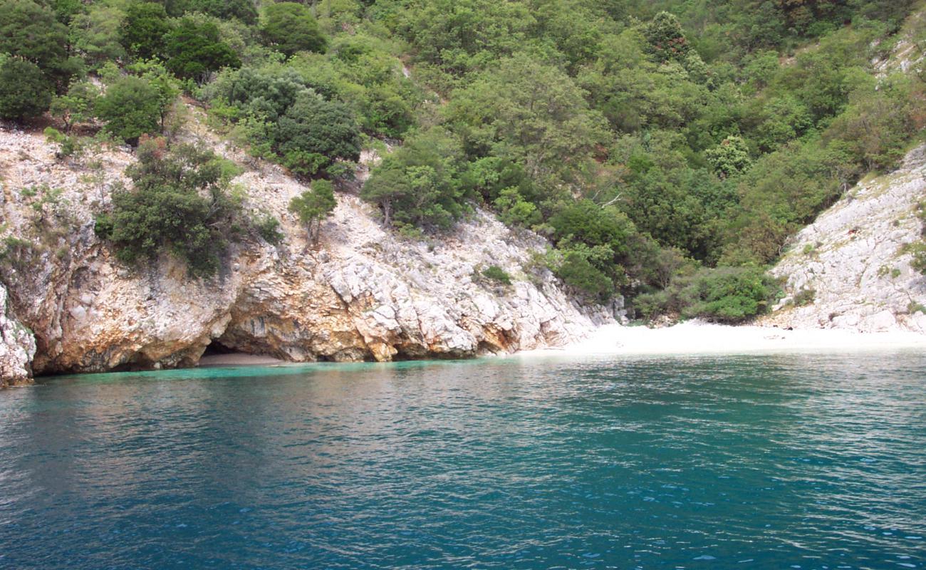 Magic beach'in fotoğrafı beyaz çakıl taş yüzey ile