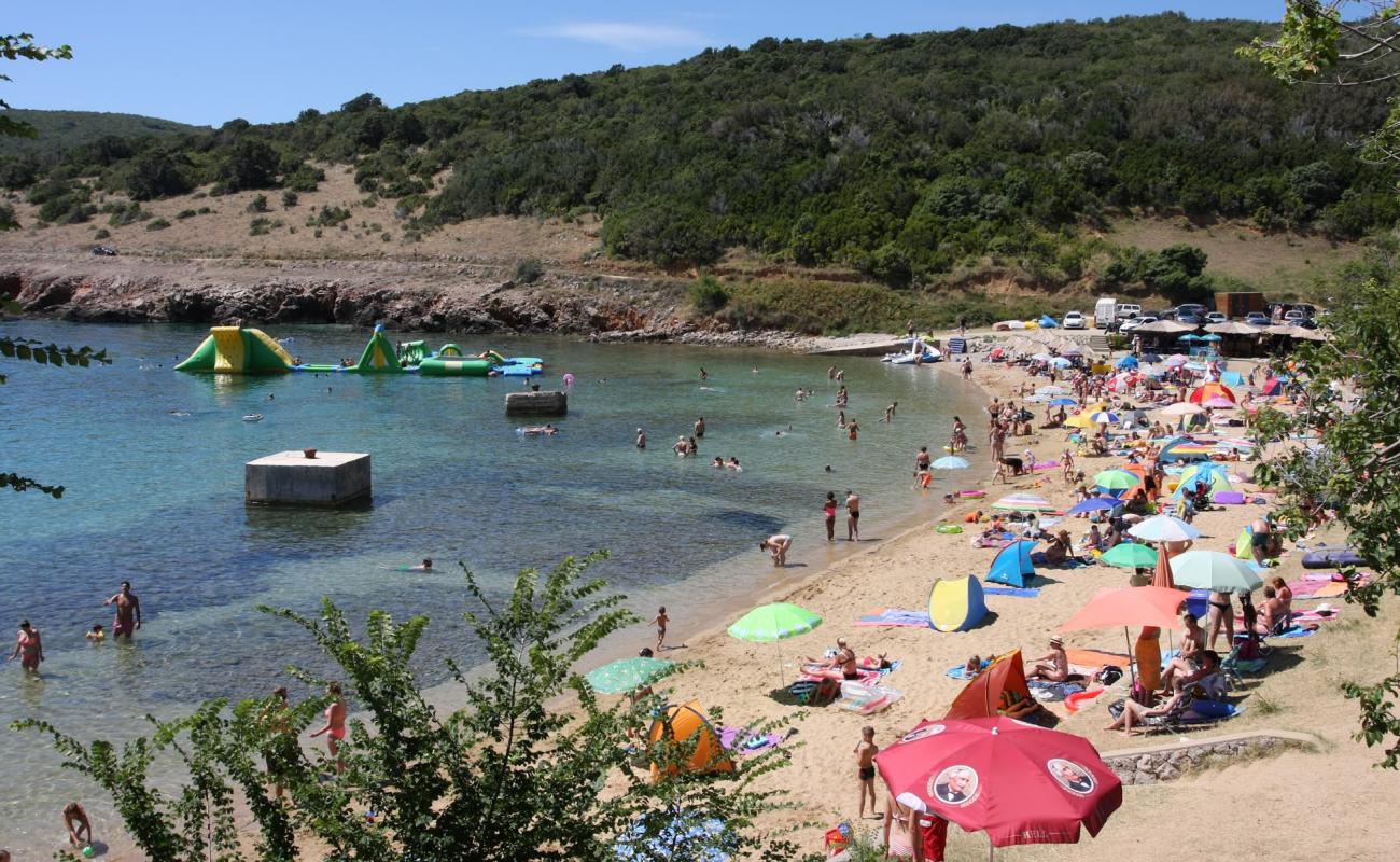 Sv. Marak beach'in fotoğrafı parlak kum yüzey ile