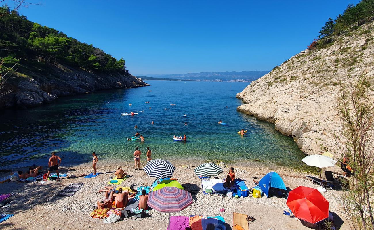 beach Kozica'in fotoğrafı hafif çakıl yüzey ile