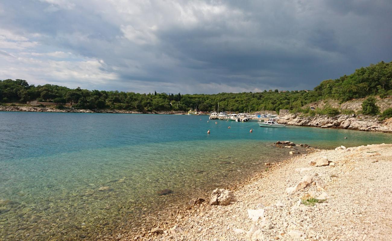 St. Fuska beach'in fotoğrafı hafif çakıl yüzey ile