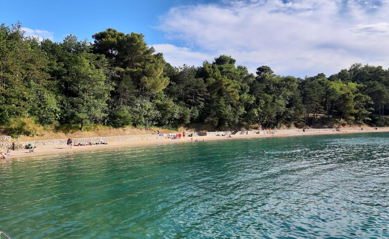 Pesja beach'in fotoğrafı hafif ince çakıl taş yüzey ile