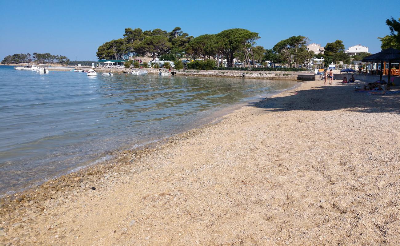Padova beach'in fotoğrafı bej kum ve çakıl yüzey ile
