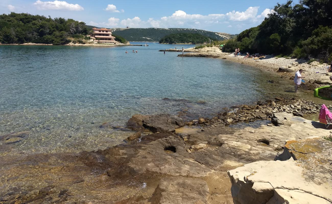 Veli Mel beach'in fotoğrafı hafif çakıl yüzey ile