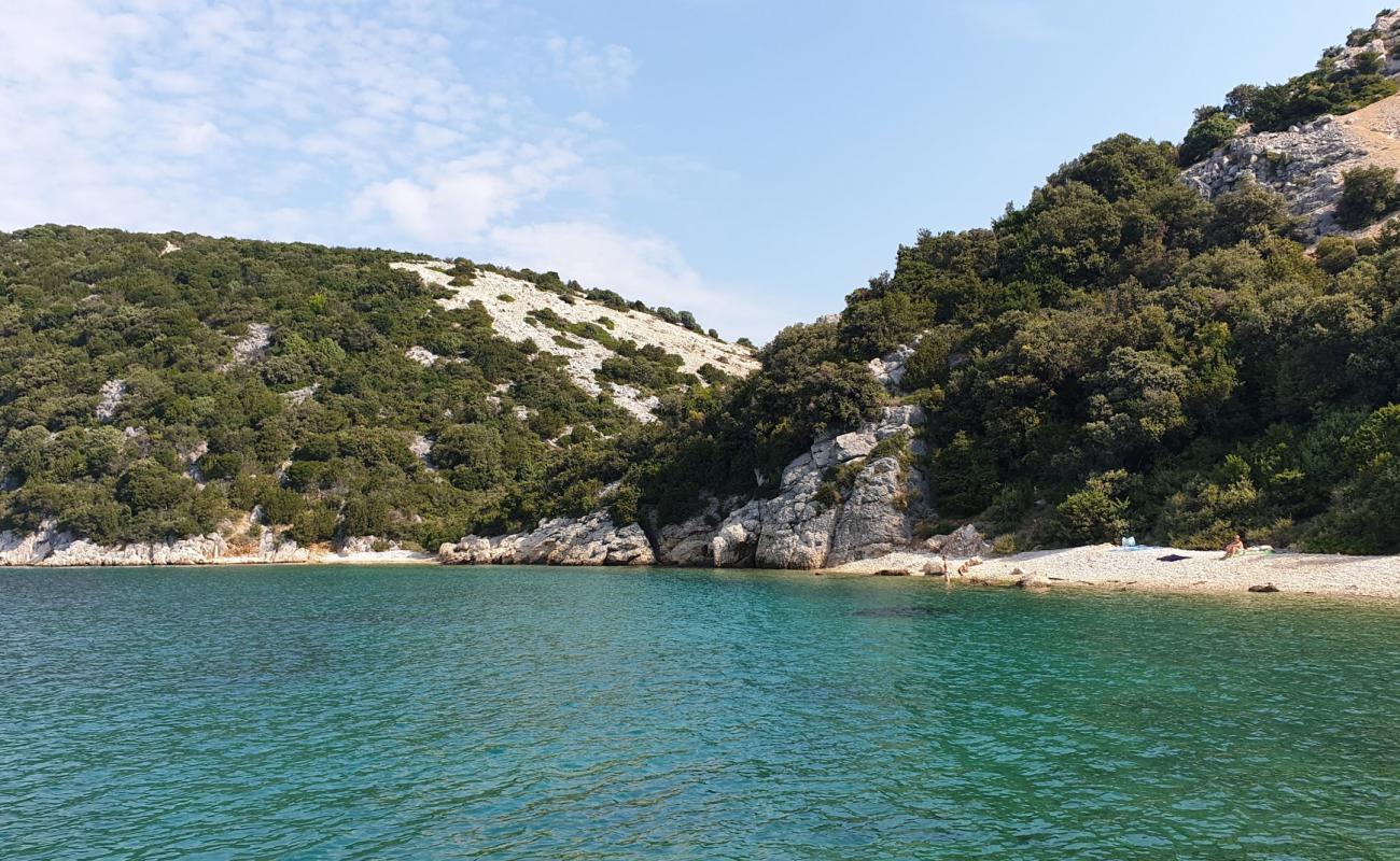 Kozica beach'in fotoğrafı taşlar yüzey ile