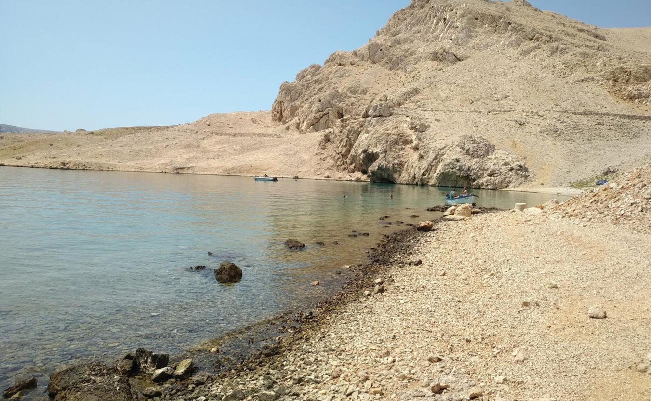 Plaza Slana'in fotoğrafı bej çakıl yüzey ile
