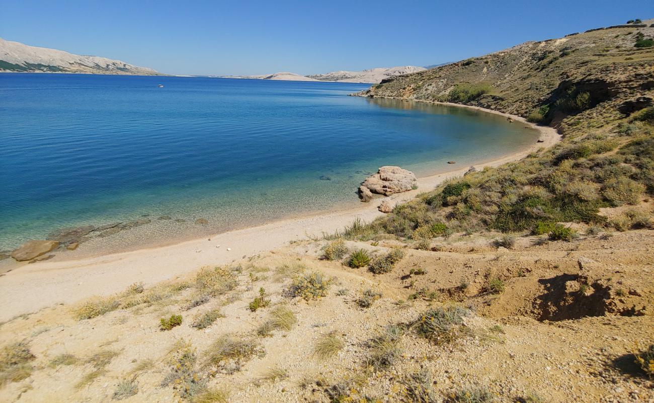 Veli-Bok beach'in fotoğrafı bej kum ve çakıl yüzey ile