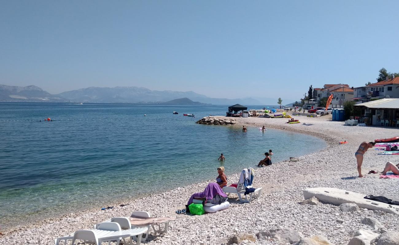 Krcica beach'in fotoğrafı hafif çakıl yüzey ile