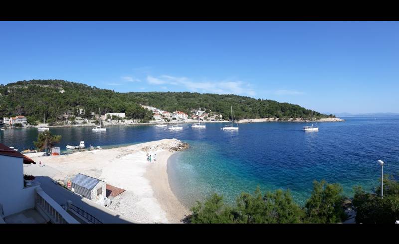 Belinda's beach'in fotoğrafı küçük bej çakıl yüzey ile