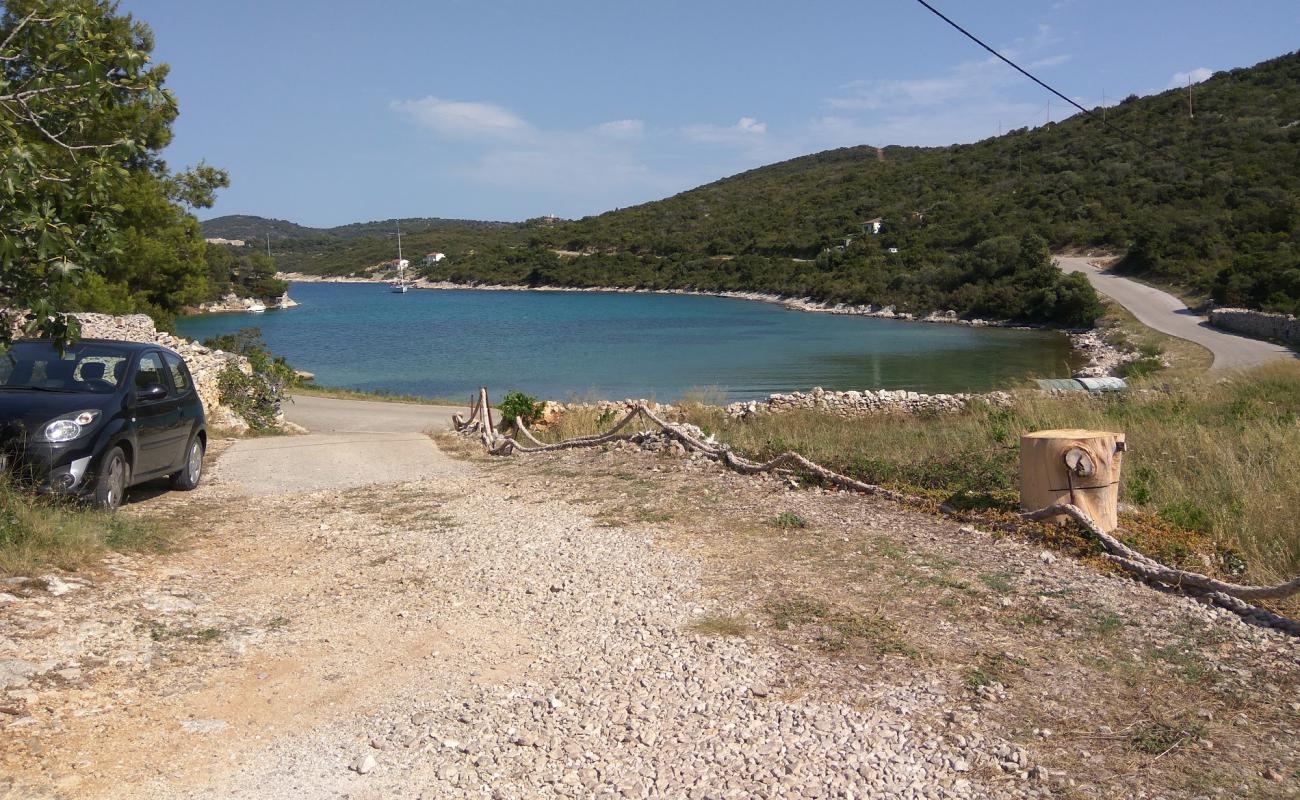 Mumanovic beach'in fotoğrafı taşlar yüzey ile