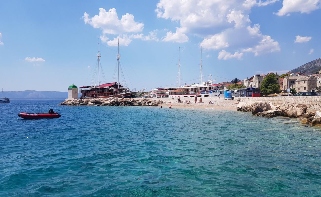 Port Bol beach'in fotoğrafı hafif çakıl yüzey ile