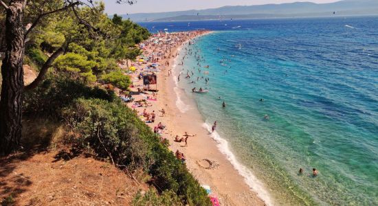 Zlatni rat Plajı