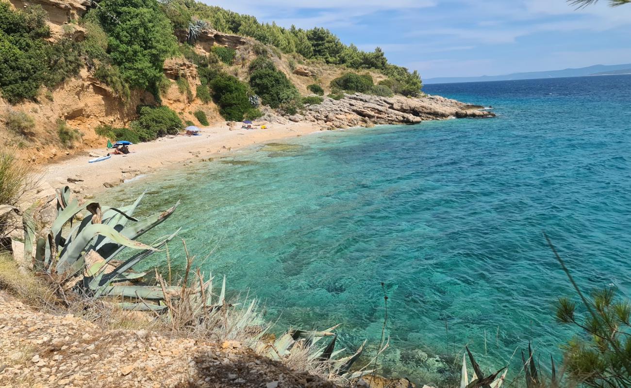 Mali Zagradac beach'in fotoğrafı hafif ince çakıl taş yüzey ile