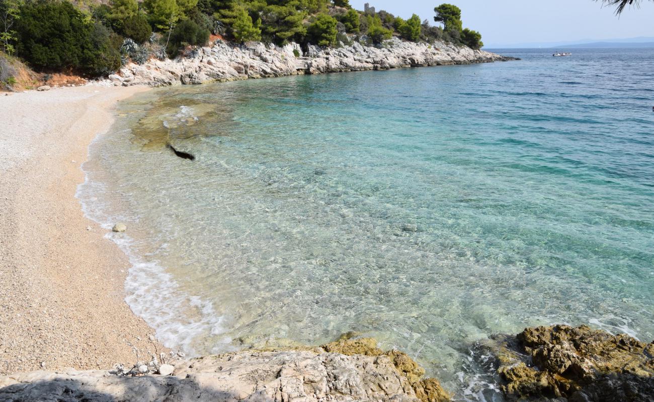 Villa Majda beach'in fotoğrafı bej çakıl yüzey ile