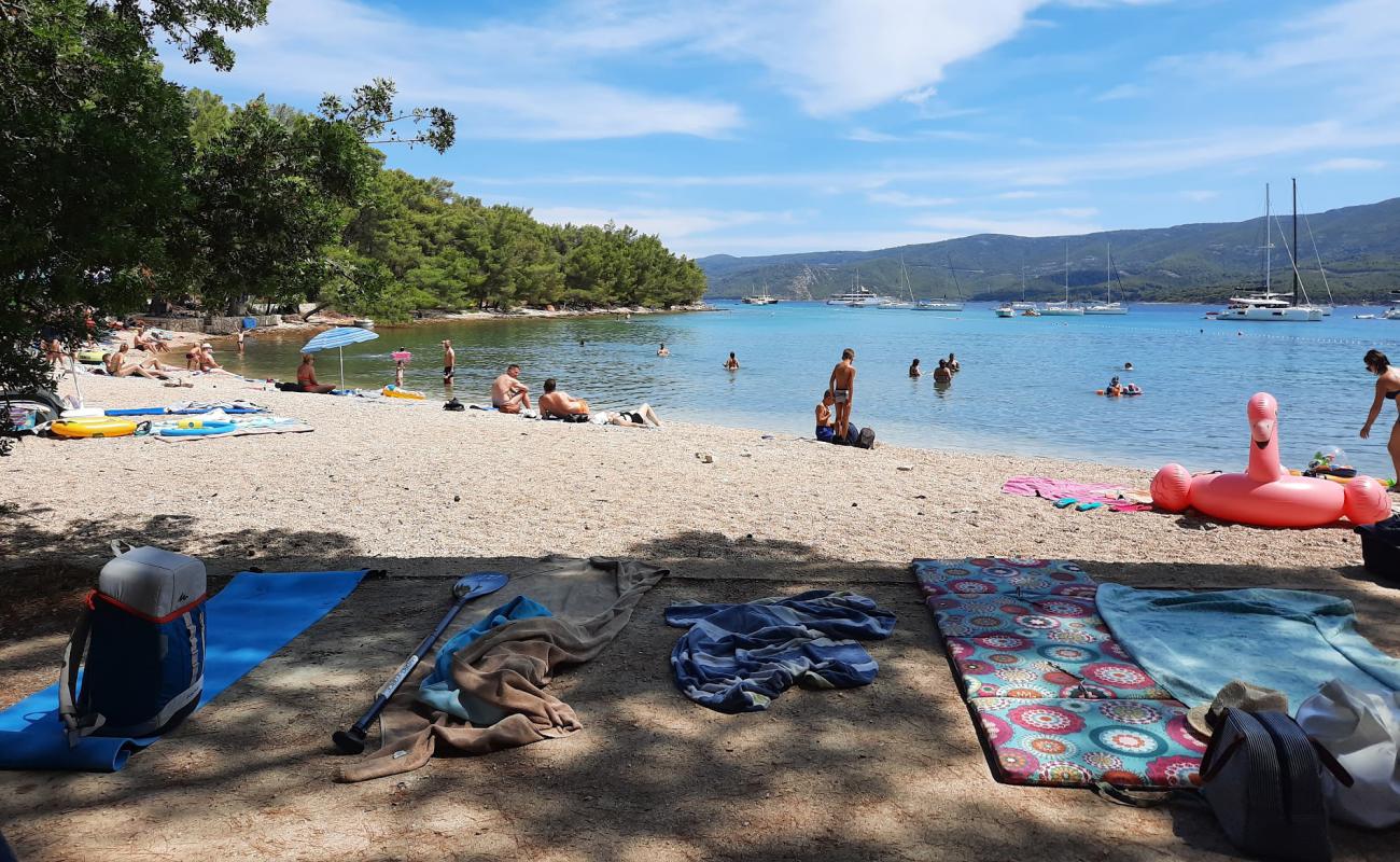 Soline beach'in fotoğrafı hafif çakıl yüzey ile