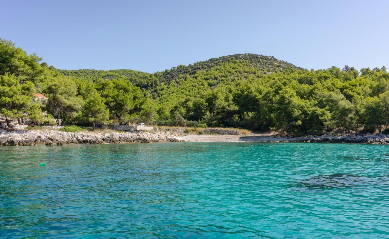 Izmeta beach'in fotoğrafı bej çakıl yüzey ile