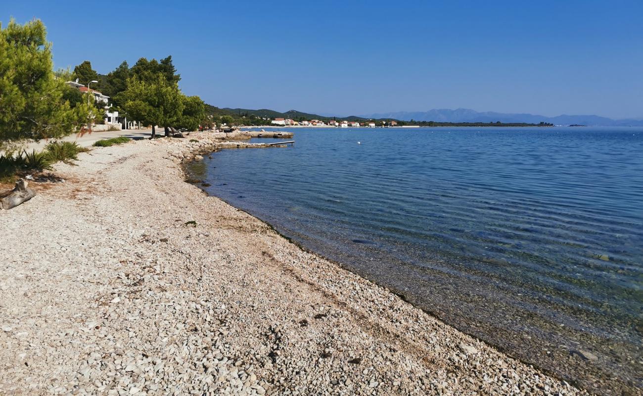 Drace beach'in fotoğrafı hafif çakıl yüzey ile