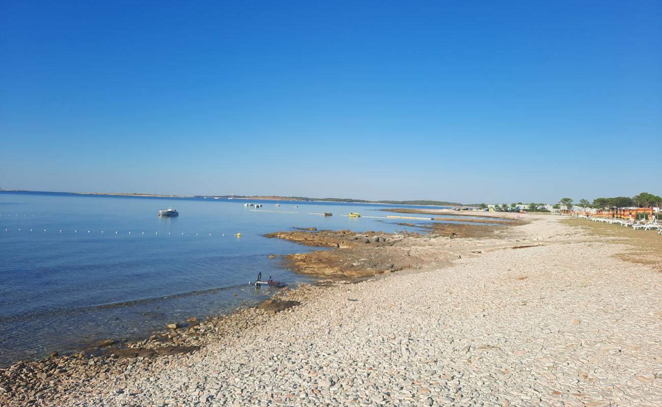 Kazela Beach'in fotoğrafı kayalık arazi yüzey ile