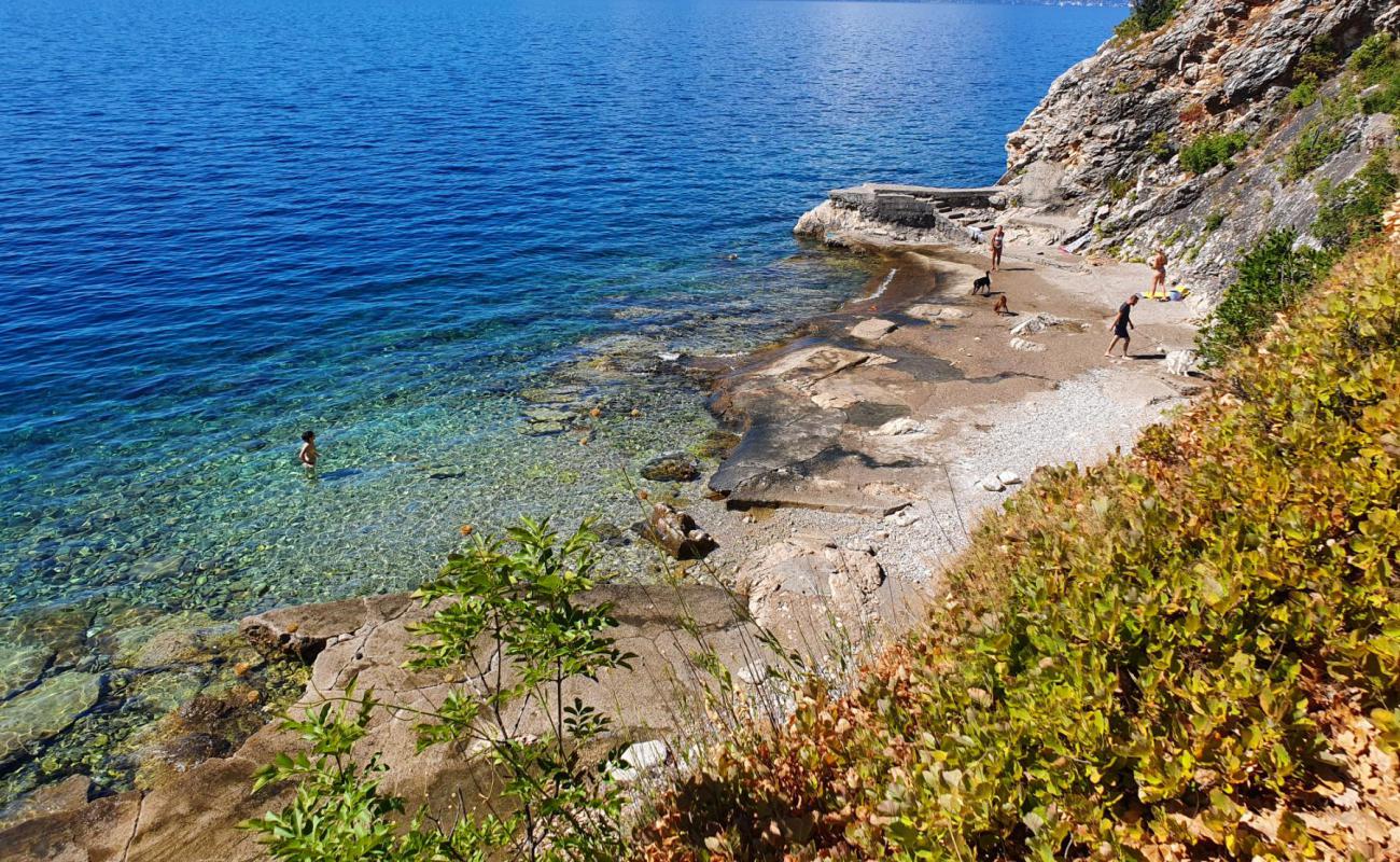 Doricici Dog Beach'in fotoğrafı taşlar yüzey ile