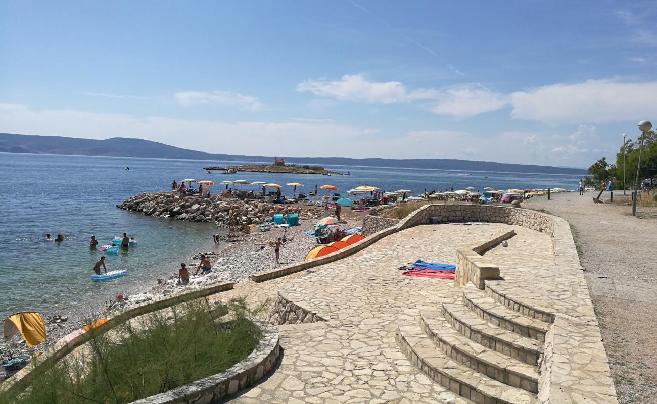 Lopar Beach'in fotoğrafı taşlar yüzey ile