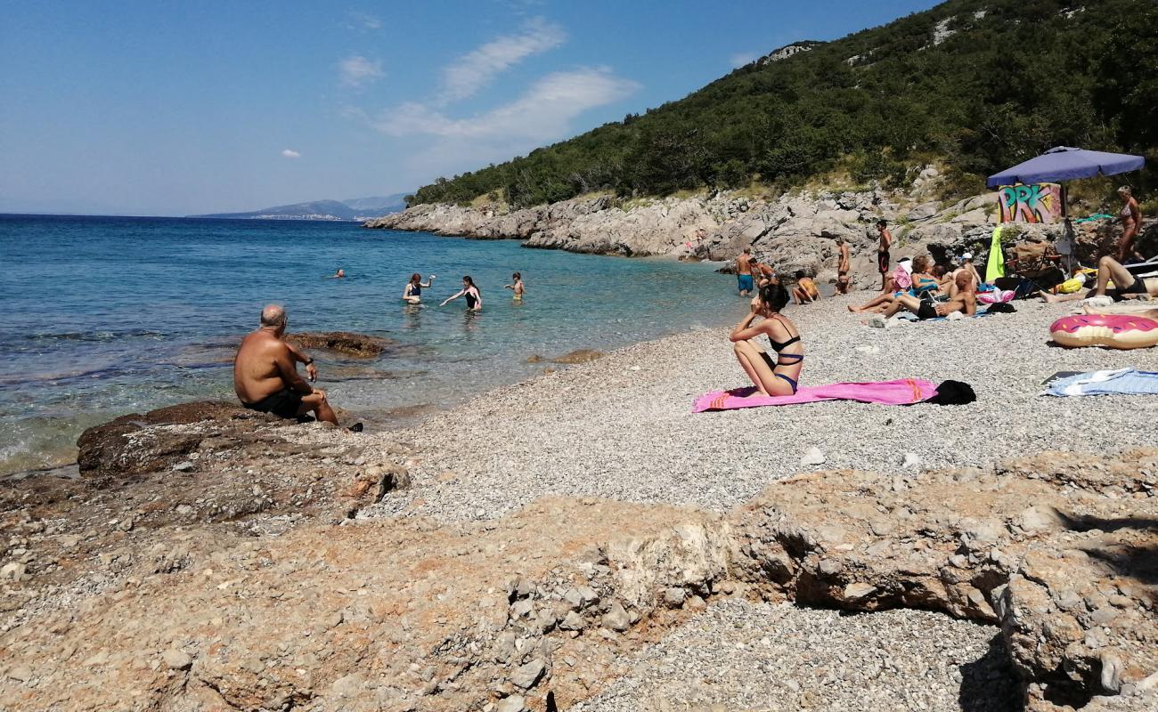 Kozica Camp Beach'in fotoğrafı taşlar yüzey ile