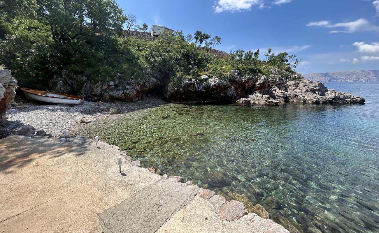 Leso Beach'in fotoğrafı taşlar yüzey ile