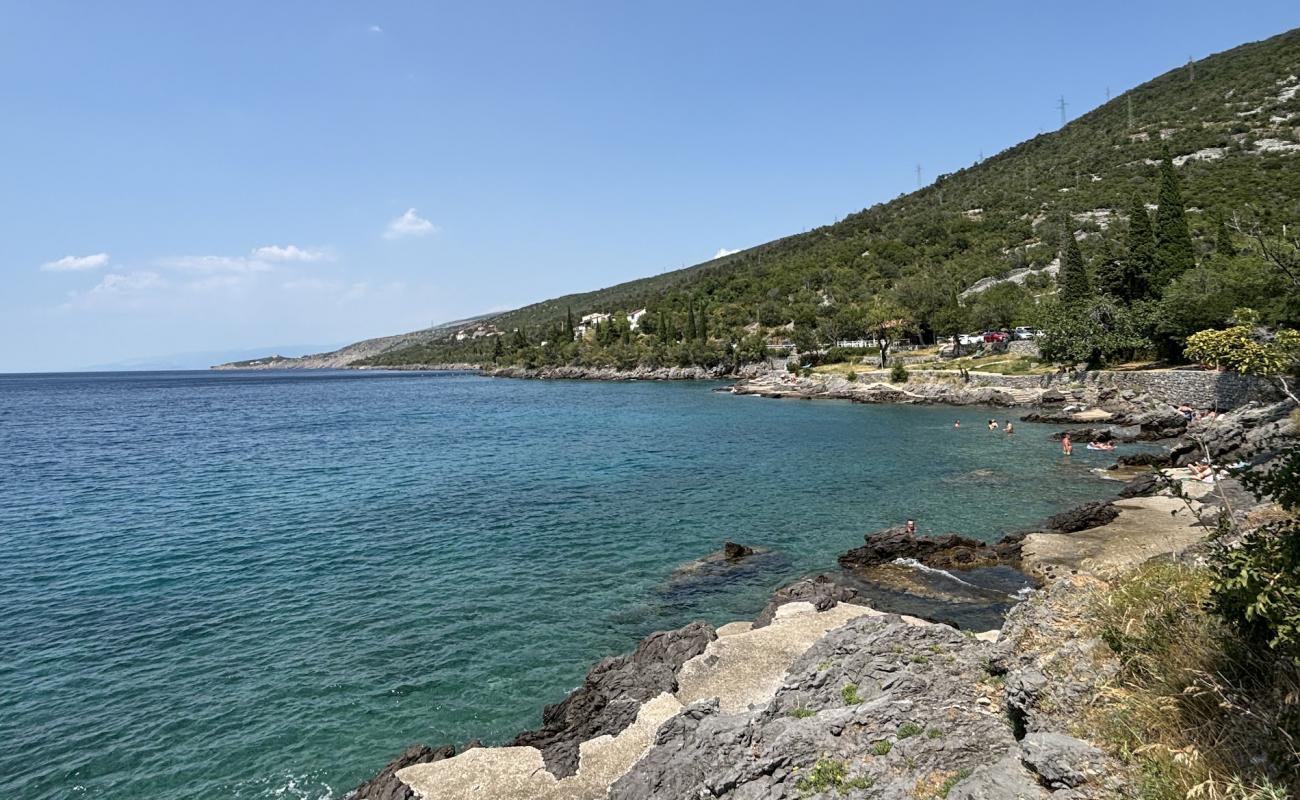 Kalic Beach'in fotoğrafı taşlar yüzey ile