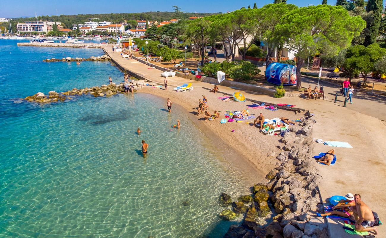 Plaza Rupa'in fotoğrafı parlak kum yüzey ile