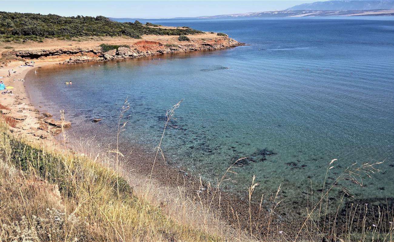 Duboka Draga Beach'in fotoğrafı parlak kum yüzey ile