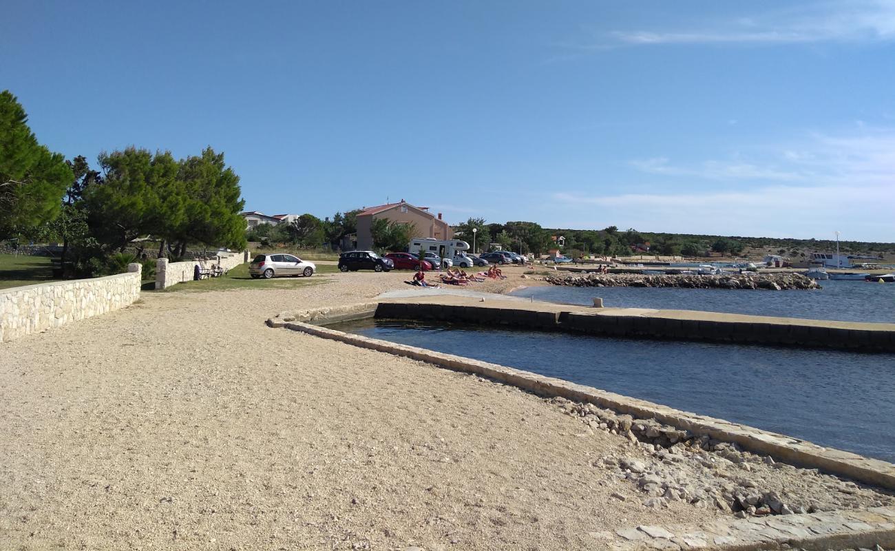 Port of Proboj Beach'in fotoğrafı taşlı kum yüzey ile