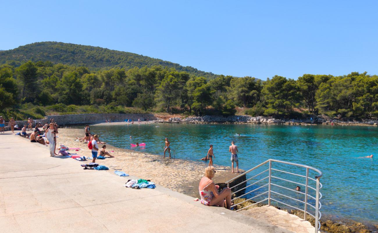 Beach Lanterna'in fotoğrafı beton kapak yüzey ile