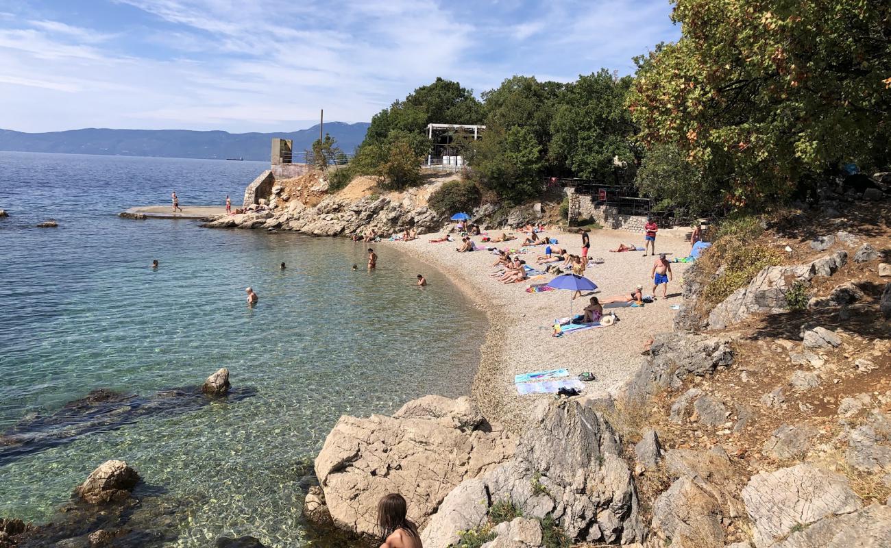 Plaza Spuzvina'in fotoğrafı gri ince çakıl taş yüzey ile