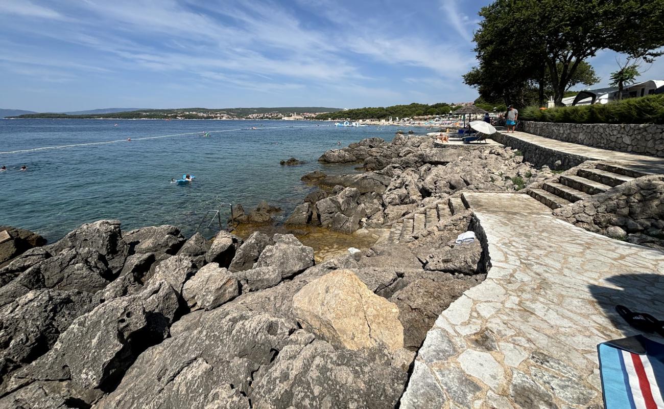 Plaza Borik'in fotoğrafı beton kapak yüzey ile