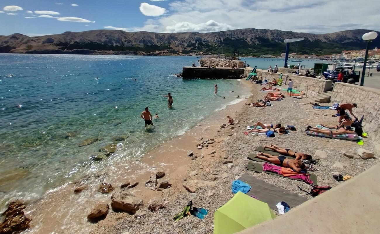 Beach Helena'in fotoğrafı hafif ince çakıl taş yüzey ile