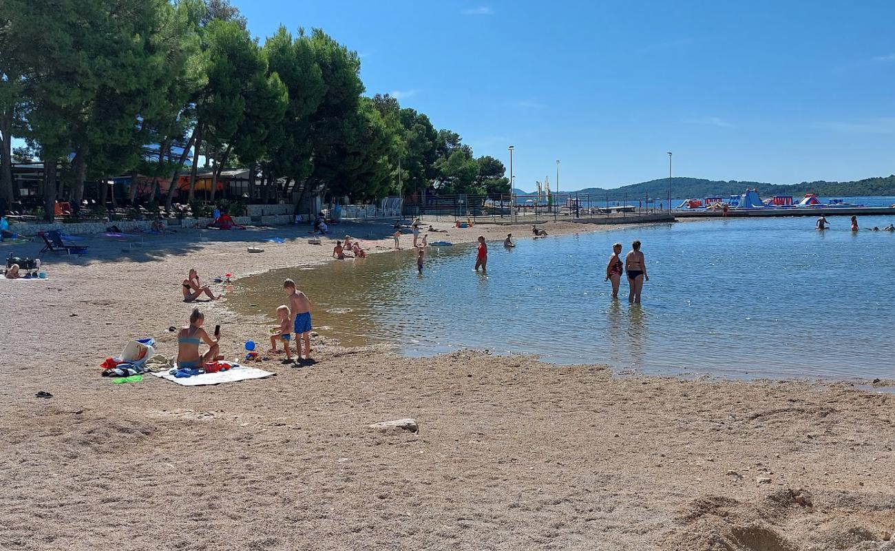 Male Vrulje Beach'in fotoğrafı hafif ince çakıl taş yüzey ile