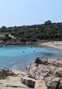 Drvenik Veliki Adası