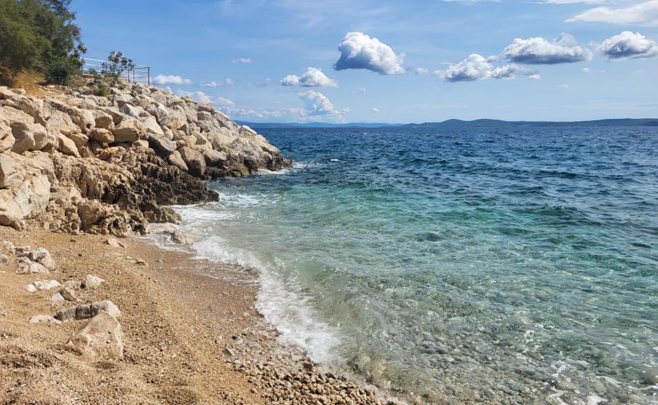 Orlice beach'in fotoğrafı taşlar yüzey ile