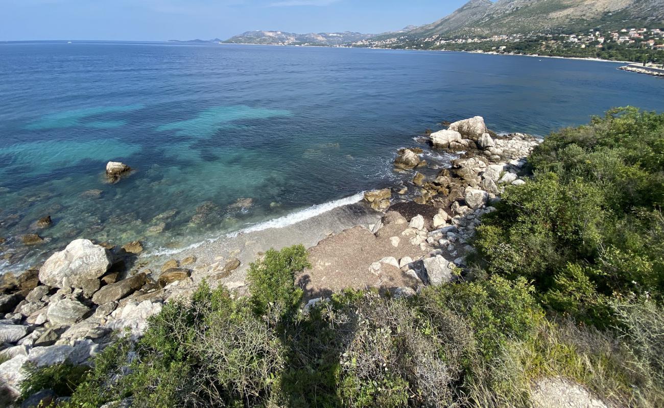 Nudist FKK beach Dubrovnik'in fotoğrafı taşlar yüzey ile